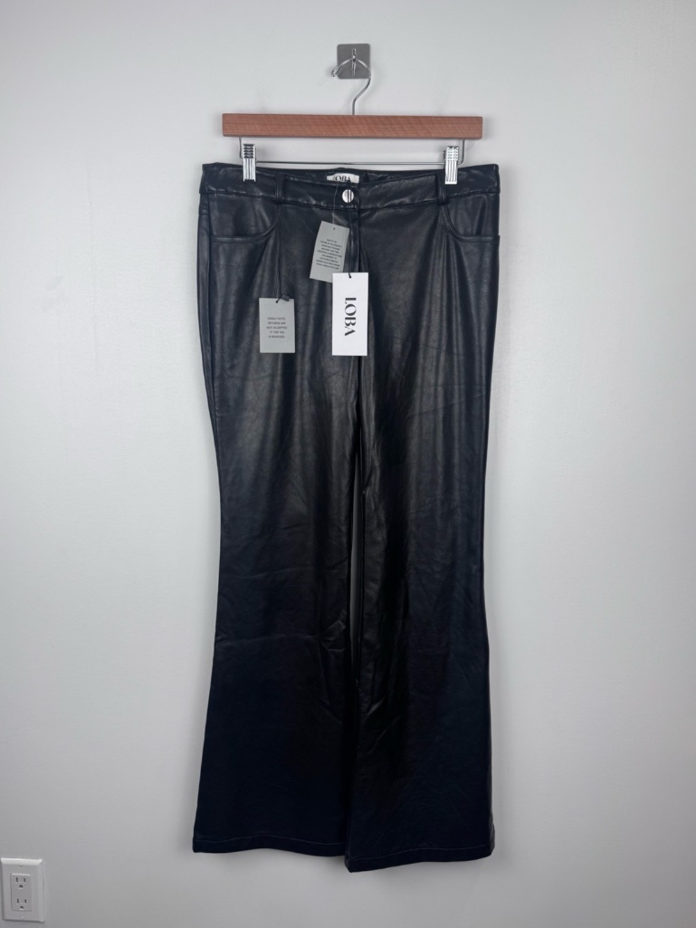 NWT Loba Women‎ Faux Leather Wide Leg Pant Size Medium